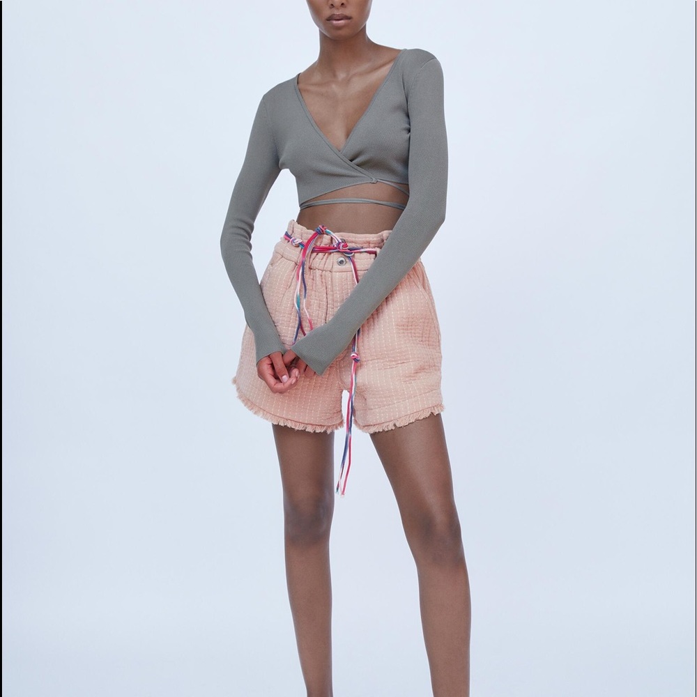 ZARA BELTED TEXTURED SHORTS